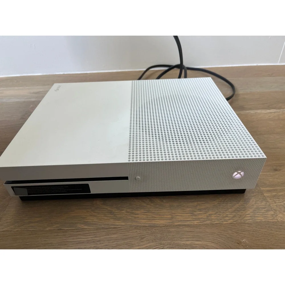 Microsoft Xbox One S 500GB Console Model 1681 Robot White w/ Power & HDMI Cables